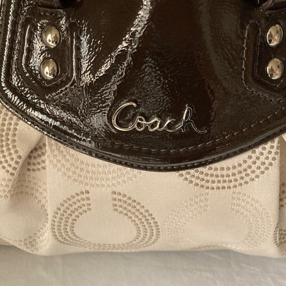 Coach Tan and Brown Shoulder Bag - Picture 2 of 10